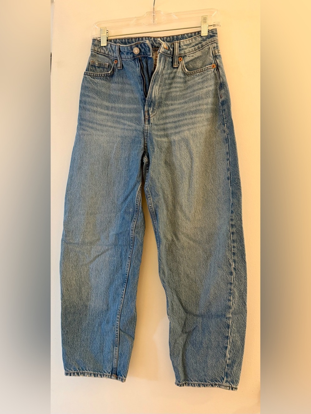 H&M Women's Light Blue Ankle Length Barrel Jeans Size 0